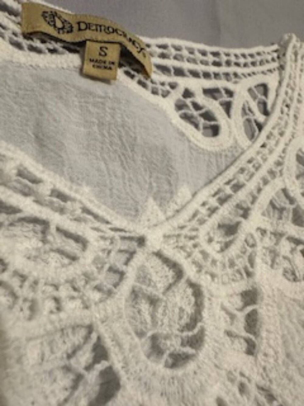 White Lace Democracy Blouse Sz S - Picture 2 of 6